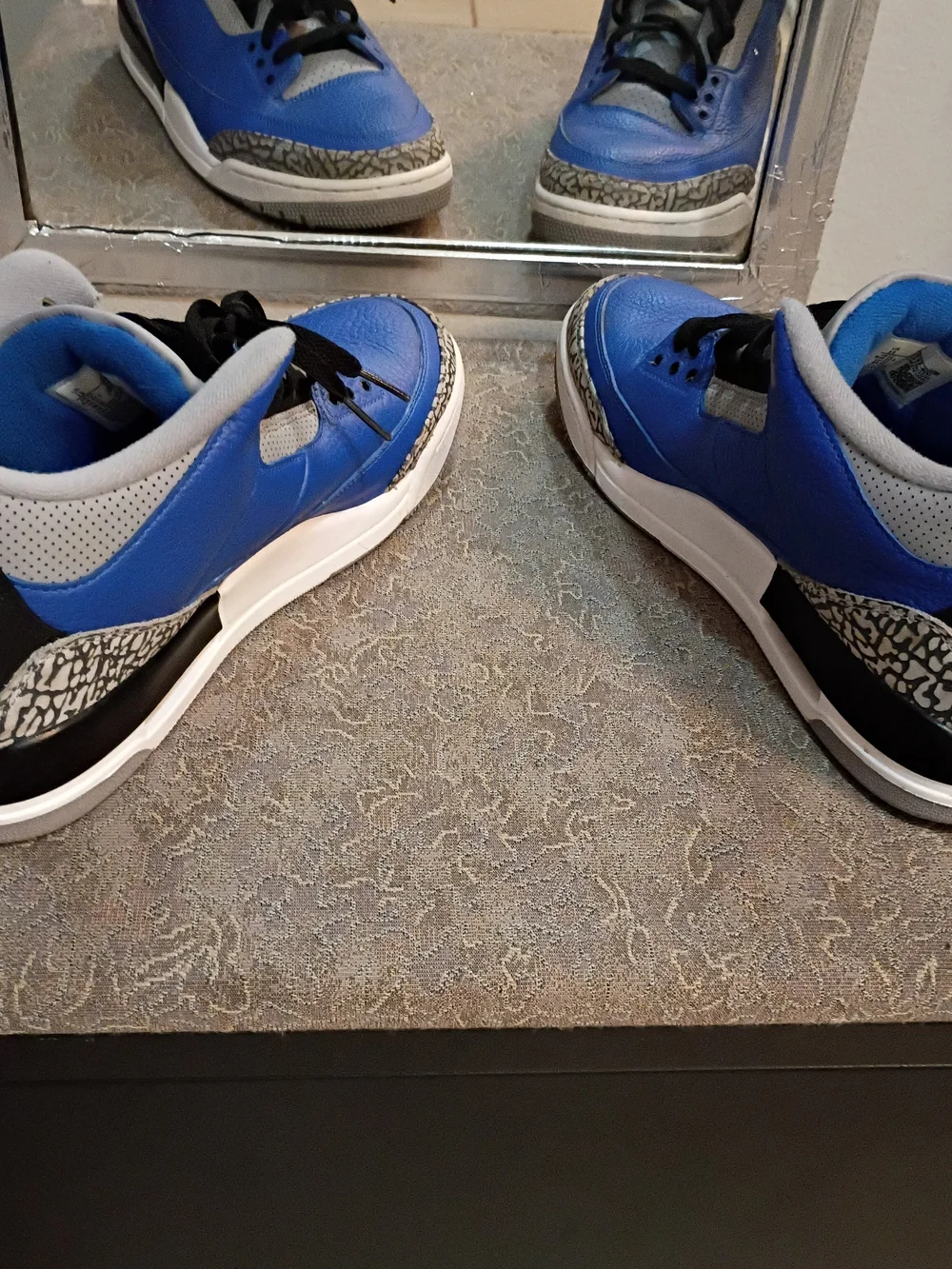 Jordan Air Jordan 3 Varsity Retro Blue Cement